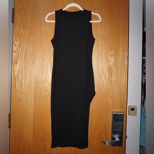 Black bodycon dress with slit